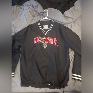 Super cute NC State varsity vintage jacket !! Super comfy , willing to negotiate